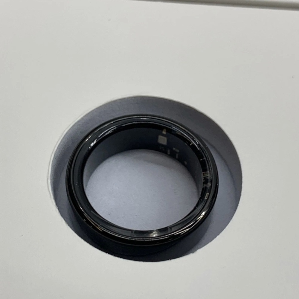 Smart Ring Size 10 Black HR3602
Wearable Heart Rate Blood Oxygen
Fitness Tracker - Picture 2 of 5